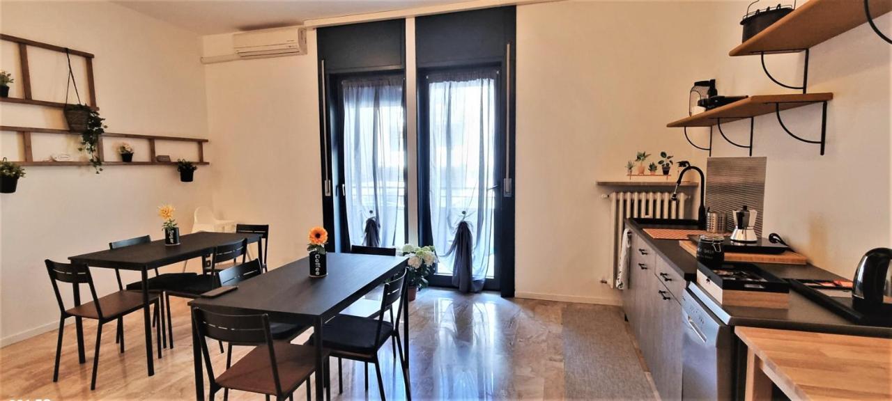 Guesthouse Tree Rooms Industrial Bergamo Luaran gambar